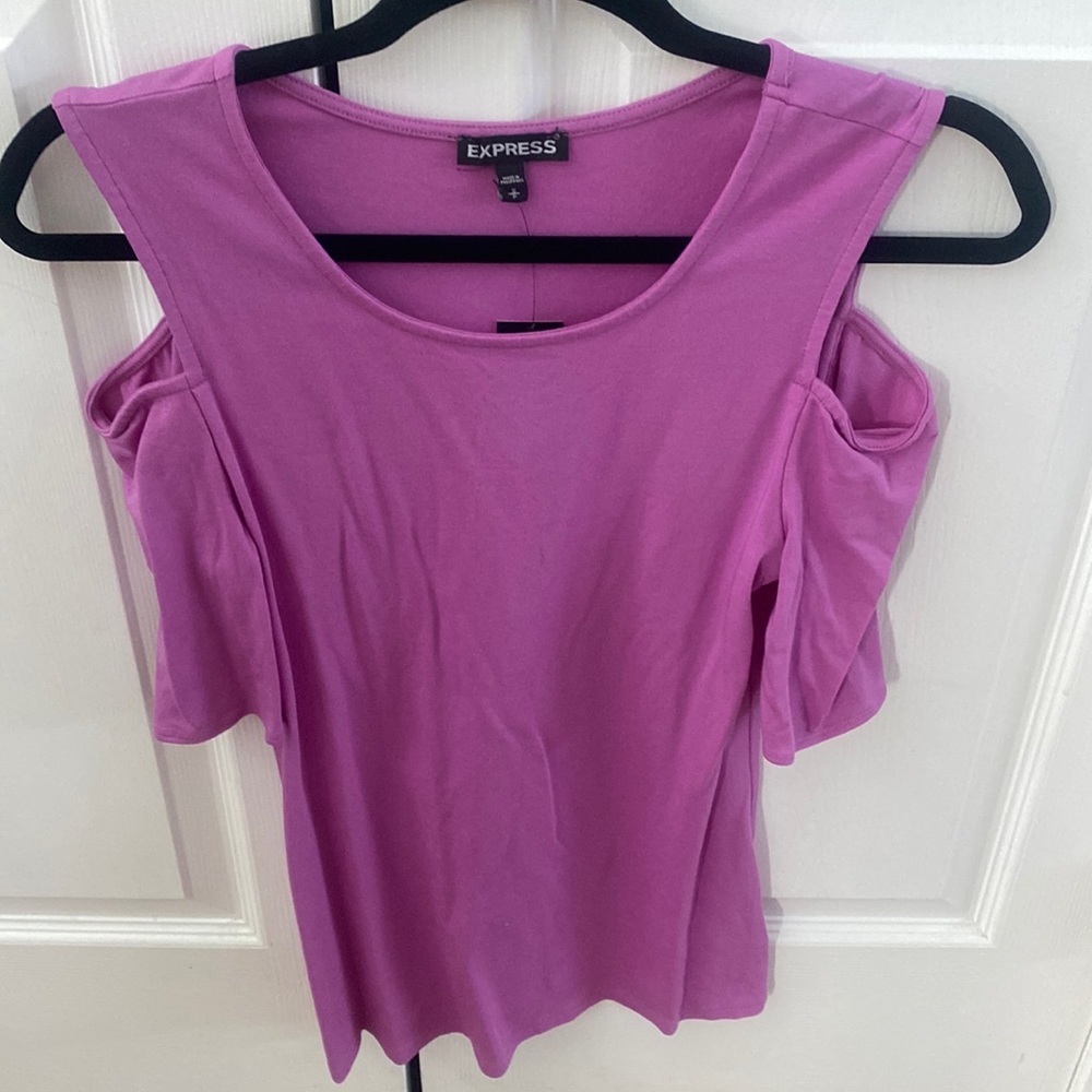 Brand new size: Small Express top